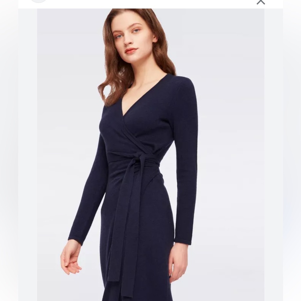 Diane von Furstenberg / Wool-Cashmere Sweater Wrap Dress / size S